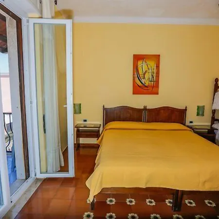 Mafalda Forio di Ischia