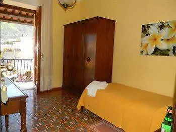 Mafalda Forio (Isola d'Ischia)